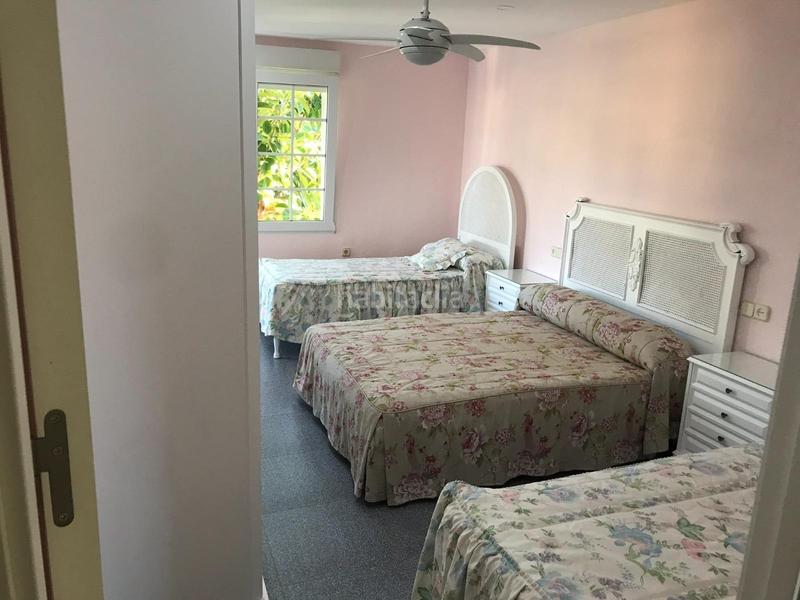 Foto 3a401d2d-b5ae-4c56-96c1-58834b3b7e5d. Casa en Cabo Roig Orihuela