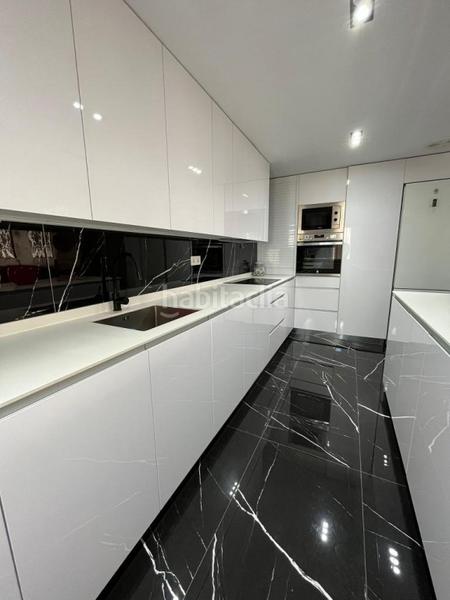 Foto 507b6d22-5abb-4343-84b4-f9ab1ea3cbdf. Casa adossada amb piscina a Noroeste Santa Pola