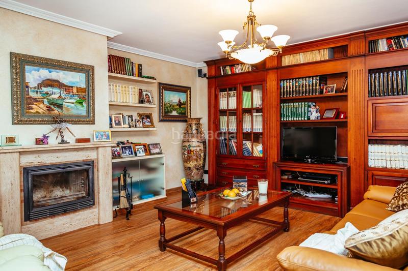 Foto bfc51c14-6a08-443d-8b01-2b628d44755a. Haus mit pool in Garbinet - Parque de las Avenidas Alicante