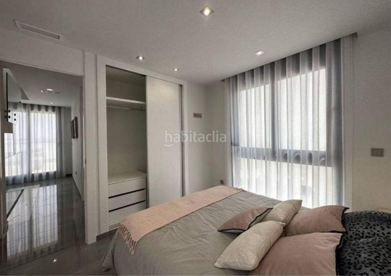 Foto cb7310b9-ad55-4bd8-a3f2-ce7e63181fe4. Casa con piscina in Los Balcones-Los Altos Torrevieja