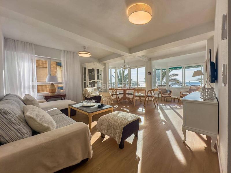 Foto 4a7dc9c1-cbc7-4399-8ad5-8f0661c501c3. Appartement in Centro - Muelle Pesquero Torrevieja