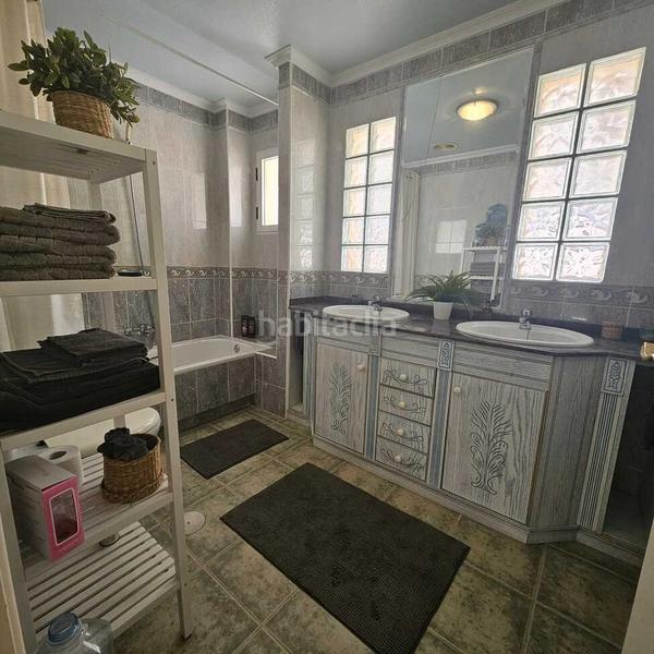 Foto 10c75fba-be50-4ab7-bbd9-bb650d8fe253. Haus mit parking in El Moncayo - El Pòrtic Guardamar del Segura