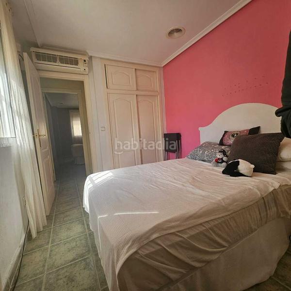 Foto 6e9331c6-f310-484e-ac3d-919ab4da74f5. Maison avec parking dans El Moncayo - El Pòrtic Guardamar del Segura