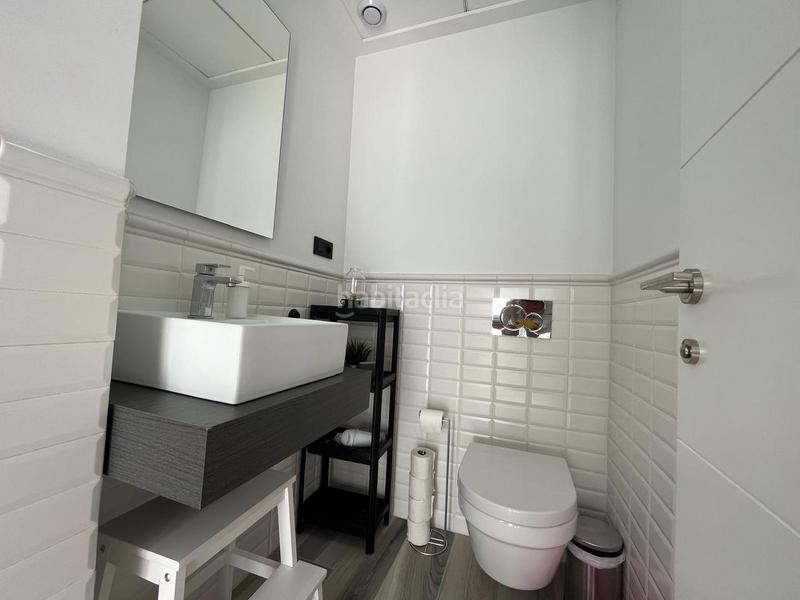 Foto 417c4cc7-fcfb-4e4a-9bb0-f6fcd169dc05. Casa amb aparcament a Mercado Alicante