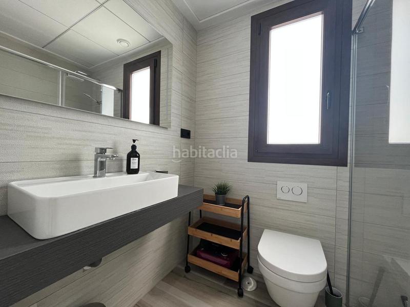 Foto 5523027a-3a20-4cac-941f-7278ff554509. Casa amb aparcament a Mercado Alicante