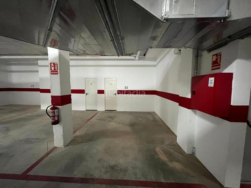 Foto fe33e76e-52ef-41db-b8db-c3b97b95dccc. Casa amb aparcament a Mercado Alicante