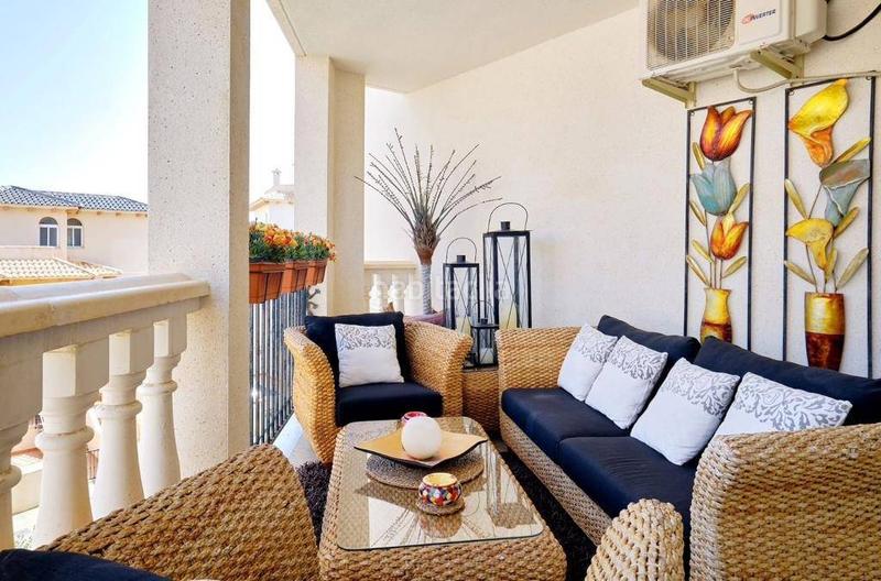 Foto f7229e88-0bc5-4f8a-9e34-525badbe84a0. Apartamento en Campoamor Orihuela