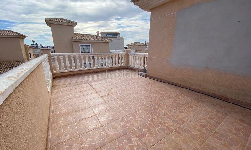 Foto 7ac28fe2-788d-4e82-a2f4-c6915d3dbe4d. House with pool in Campoamor Orihuela