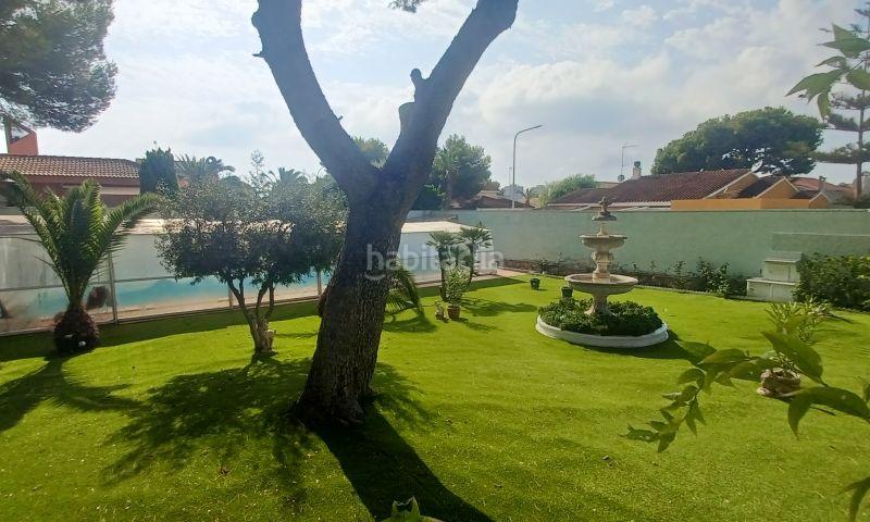 Foto aaa1cd25-0f25-4aed-85c1-649af1edee19. Casa con parcheggio piscina in Campoamor Orihuela