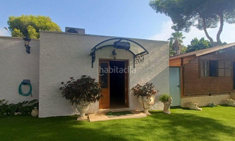 Foto 6d173ce2-1f61-44c3-9297-60fb0baa08fb. Maison avec parking piscine dans Campoamor Orihuela