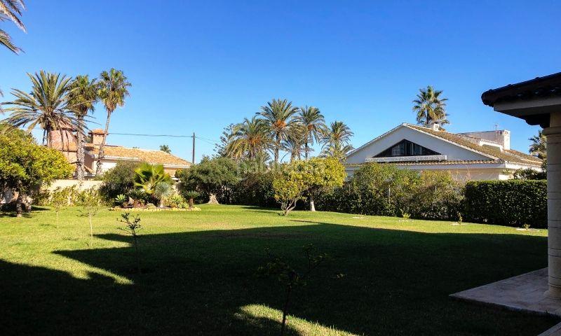 Foto 4d7d1cf7-05c8-41a7-8d08-765f3743cd9f. House with parking pool in Cabo Roig Orihuela