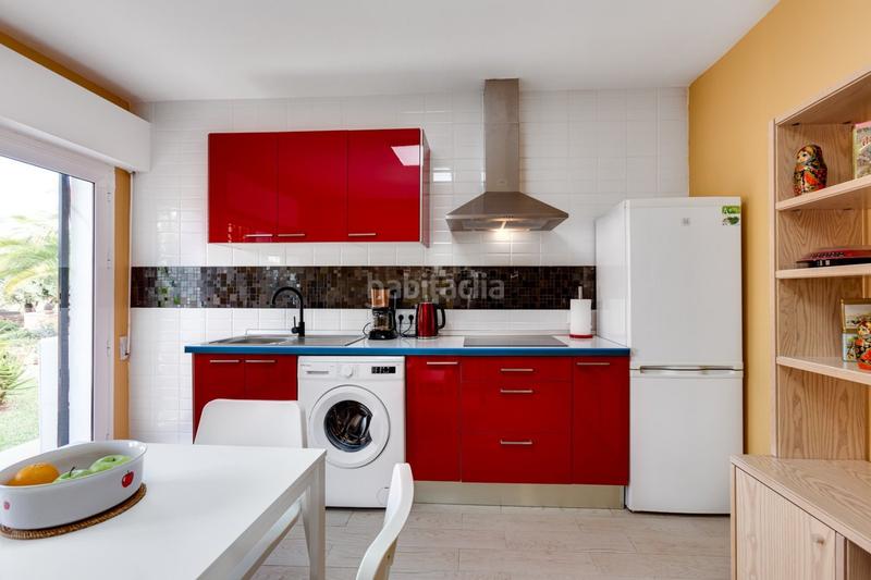 Foto 7997db63-132b-46c0-948a-5d70a0adefcc. Casa amb piscina a Zona Carrefour - Urbanizaciones Torrevieja