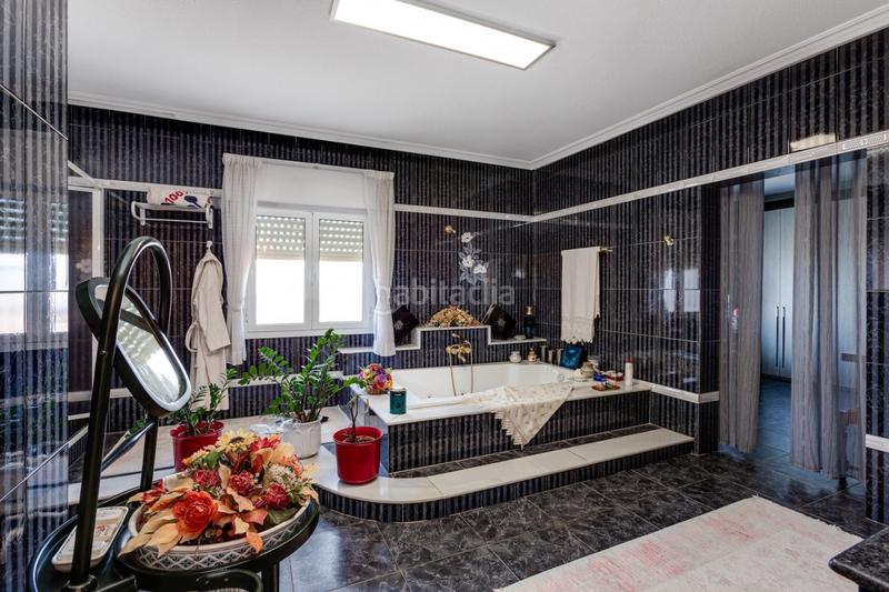 Foto e2439606-715b-41f1-883d-eb47db66599b. Casa amb piscina a Zona Carrefour - Urbanizaciones Torrevieja