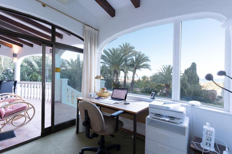 Foto 0ce79232-9e24-422c-96f1-1a6d2996c783. Casa con piscina in El Montgó Dénia