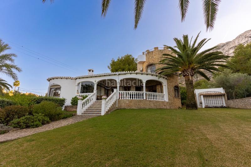 Foto f5b50315-50c6-44c6-8294-3ee55b5209f8. House with pool in El Montgó Dénia