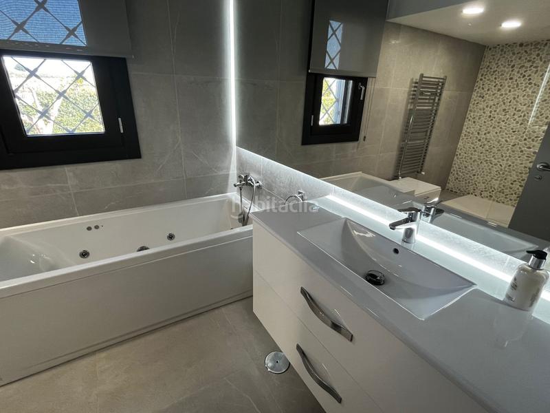 Foto ca30100b-aa82-4b1e-9261-85587c9b6c53. House with parking in Jerónimo y Avileses Murcia