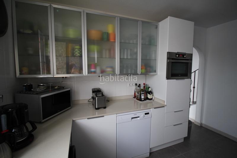 Foto 42dae347-eee4-4b91-b581-cfeb50bb9aa1. Haus mit parking in Fortuna