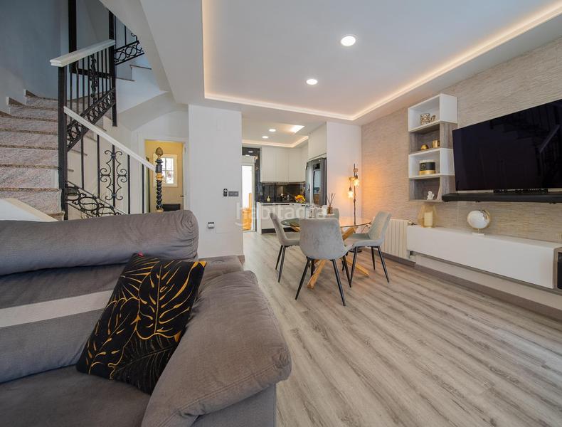 Foto 05a1630e-d2ac-4120-ae0b-c1ad04b66309. Casa a schiera in Los Almendros Orihuela