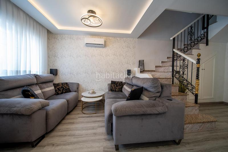 Foto 76f37d49-bfd2-46c2-8c4d-0373c144d18a. Casa a schiera in Los Almendros Orihuela