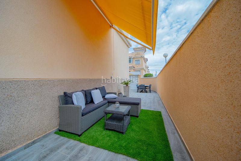 Foto 79a39ed1-cfcd-4df7-bbee-78e01cb557fc. Casa a schiera in Los Almendros Orihuela