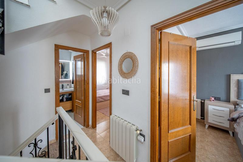 Foto 3359abd9-ca1f-46ef-8612-a689aa7415fb. Maison jumelée dans Los Almendros Orihuela