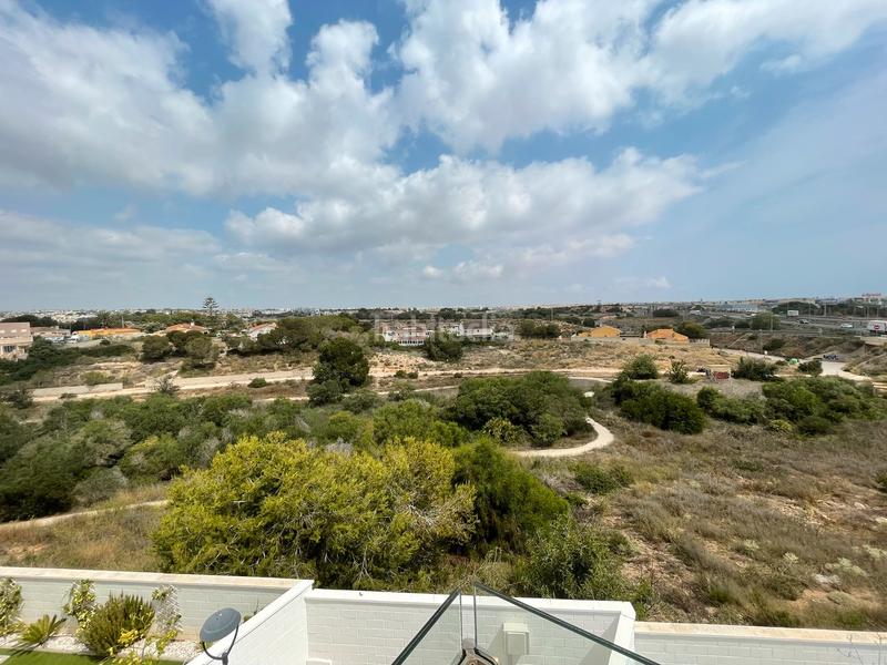 Foto 41ac7803-2e16-41c0-9348-77e08b680fdd. House with pool in La Regia Orihuela