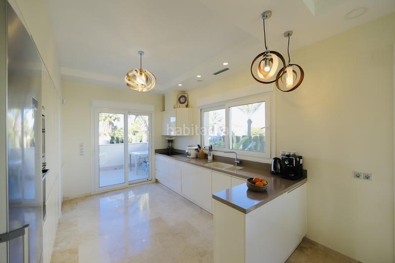 Foto 8f05e838-3a7d-4491-a1dd-dfcf3ba2efb7. Casa en La Zenia Orihuela