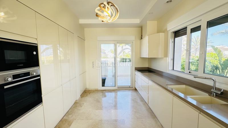 Foto ce72aff7-fe29-48e2-8de9-ec42fa45d7bb. Casa en La Zenia Orihuela