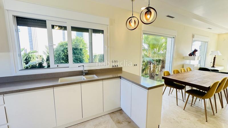 Foto d08a181a-fd2c-466e-8cd7-d7fd61f320ba. Casa en La Zenia Orihuela