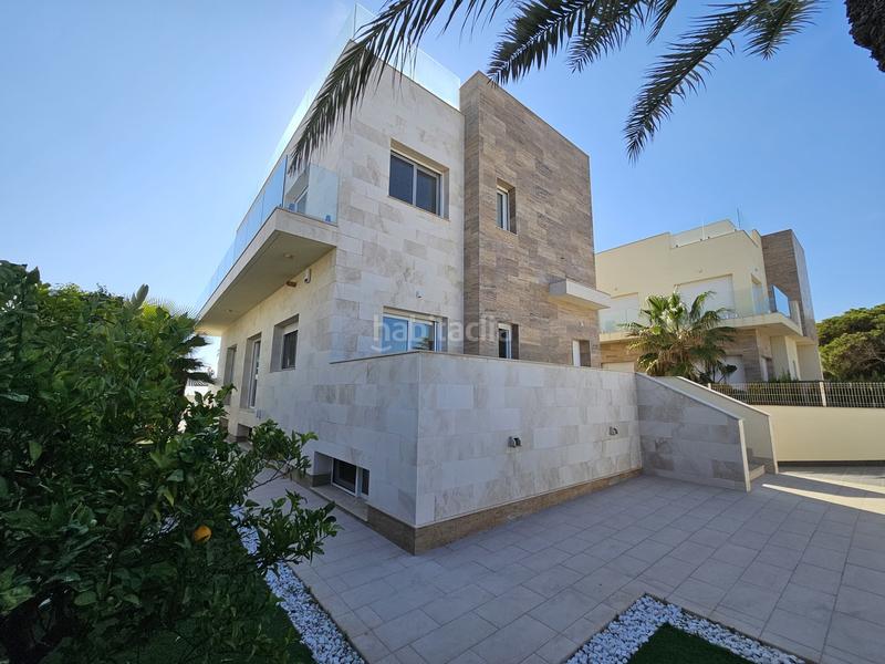 Foto fded7769-8344-4bbc-9a6b-4b2f8ee87ee8. Casa en La Zenia Orihuela