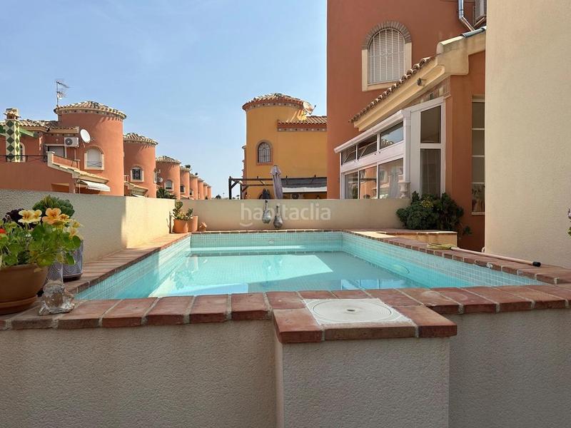 Foto 448293c4-4418-46ab-8a9c-8c12daff8954. Maison avec piscine dans Playa Flamenca Orihuela