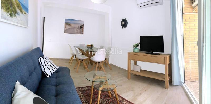 Foto bf6ba39b-25ab-4420-8a7c-2fc891654e67. Apartamento en Guardamar Playa Guardamar del Segura