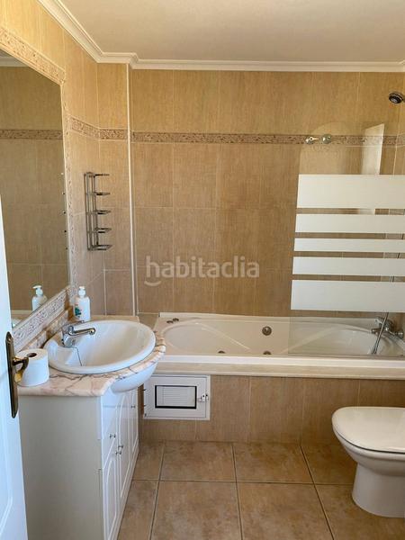 Foto dc8f8adc-40d7-422c-a8d8-98e3c3d3ff14. Casa con piscina in Los Almendros Orihuela