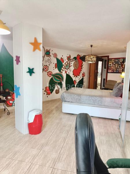 Foto deaa7fbb-8695-4988-bc42-46ea9e4c5e29. Dúplex a El Acequión Torrevieja