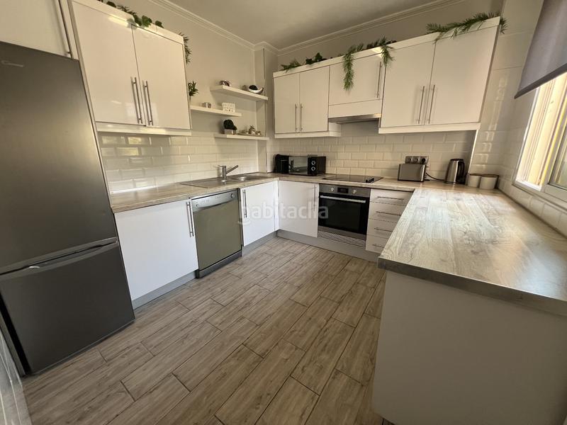 Foto bed2150f-e541-4f02-8d35-7fa780c1f49c. House in La Zenia Orihuela