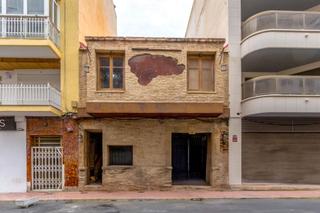 Local Comercial a Las Piscinas Naturales