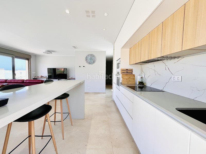 Foto f45cf2b7-7abc-41c4-9b76-fa3af3d8cc52. Àtic amb aparcament a Torre de la Horadada Pilar de la Horadada