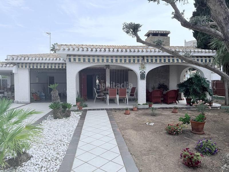 Foto d3514c92-6f20-4c86-84b3-2fb27fbd73f5. Casa en Campoamor Orihuela