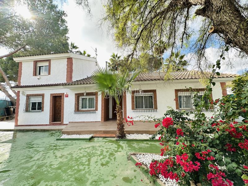 Foto 12c48e74-4c01-4cef-be12-7f9c8fbb02c0. Maison dans Orihuela ciudad Orihuela