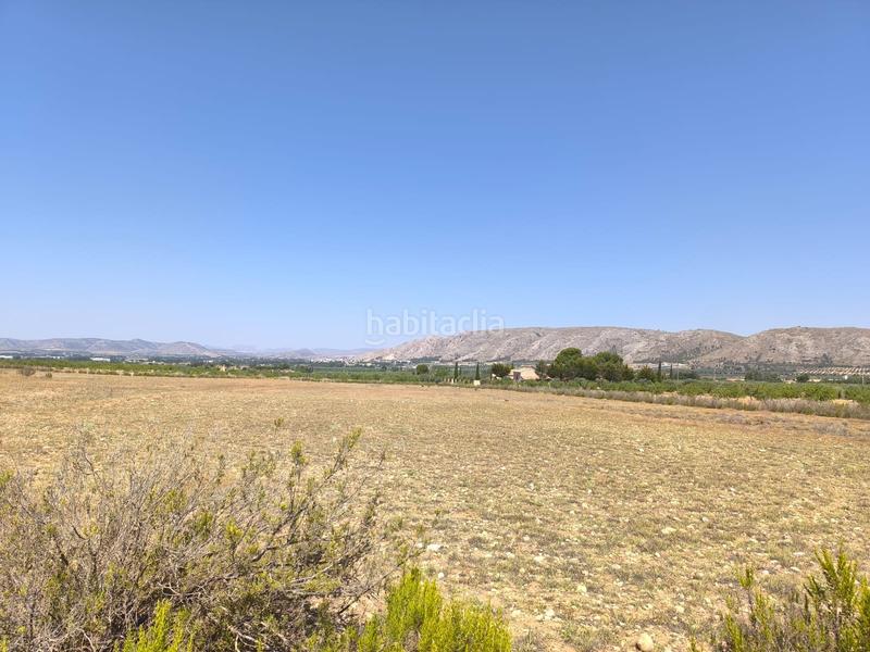 Foto 75e8a708-e1ec-4728-b122-788a257e5374. Bauernhof mit parking in El Rabal Villena