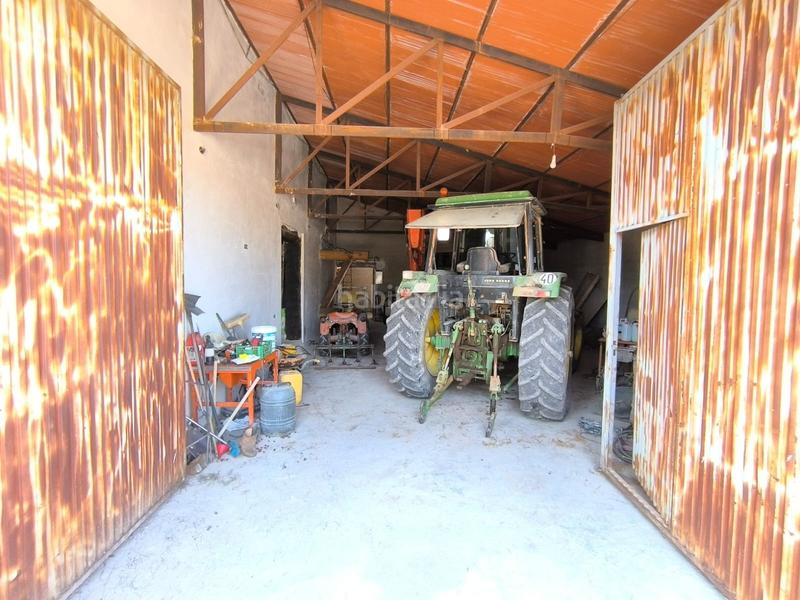 Foto 5725c936-ae1e-4dac-8a28-cdb18ca02cca. Masia amb aparcament a El Rabal Villena