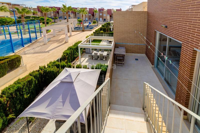 Foto 1d0c4dd5-c3a8-4a52-a588-f023fd899c10. Maison jumelée dans Parque Acuático - Sector 25 Torrevieja