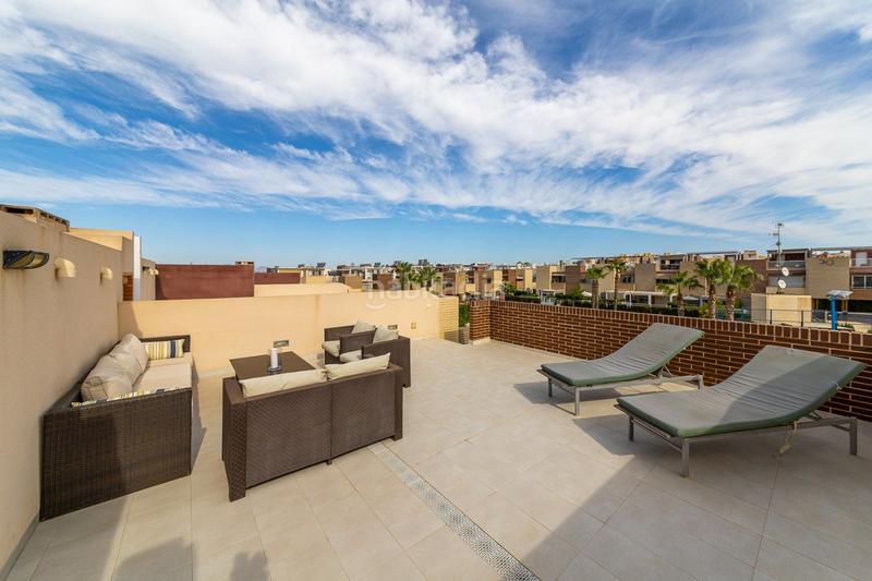 Foto 732f5cf0-299a-4f03-b725-59c97885bb9e. Maison jumelée dans Parque Acuático - Sector 25 Torrevieja