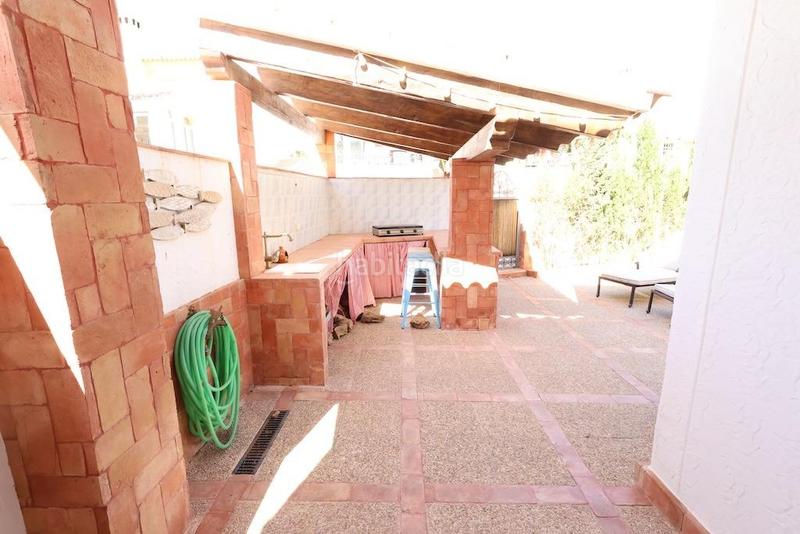 Foto 3b1883c2-43bc-405f-ac2c-b82a11e26ef2. Casa con parcheggio in Villamartín-Las Filipinas Orihuela