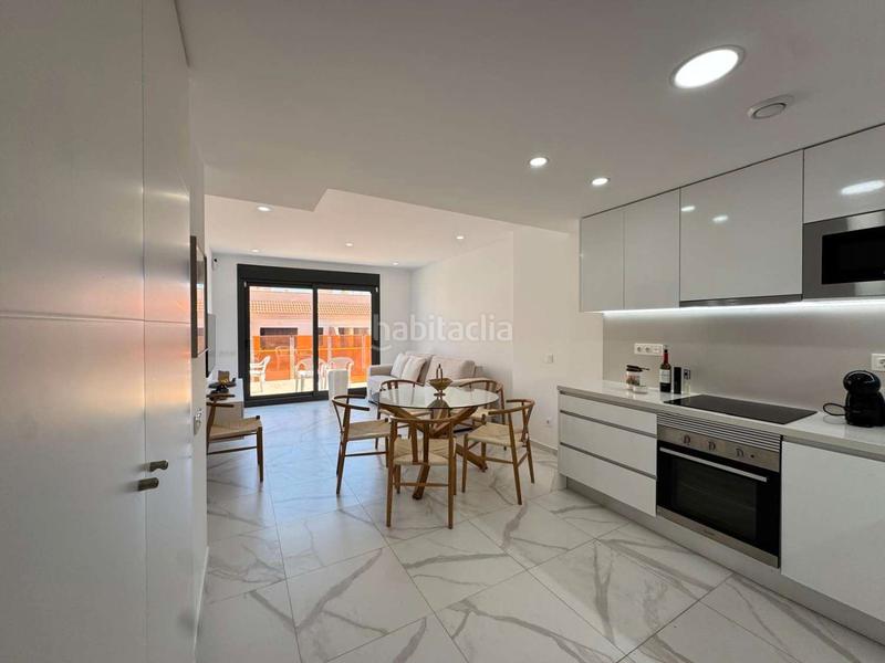 Foto 4c15b1da-2d76-4247-b693-8332d1d87e29. Appartement dans Zona Playa del Cura Torrevieja