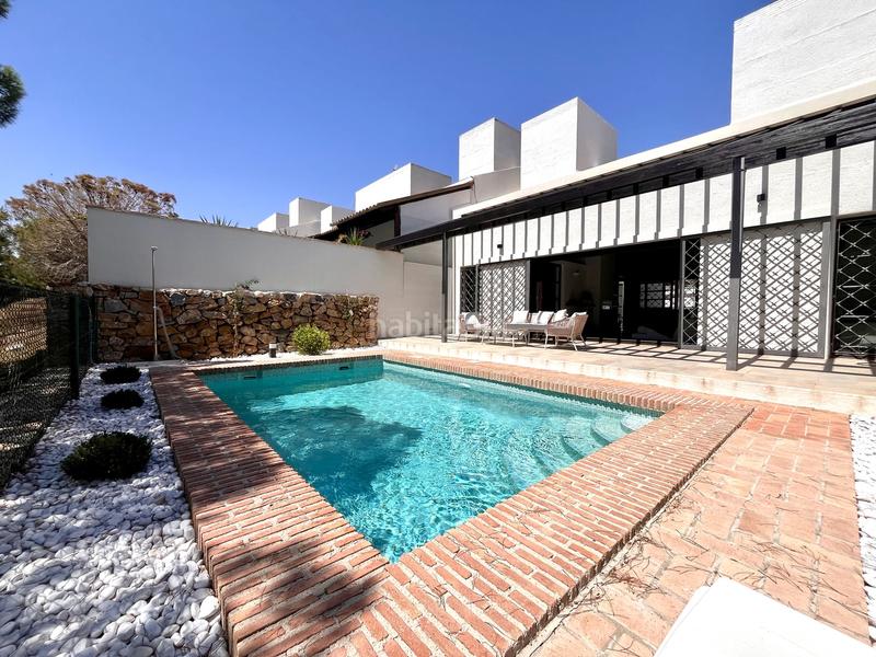 Foto 95efc15f-4532-4228-875c-9eb79a45c074. Maison jumelée avec parking dans Sucina Murcia