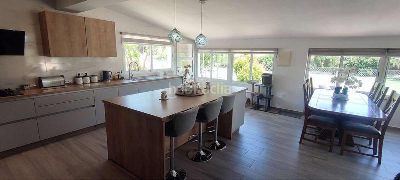 Foto af44e7cb-2080-4498-987d-532d4d922269. Casa con parcheggio piscina in Sax