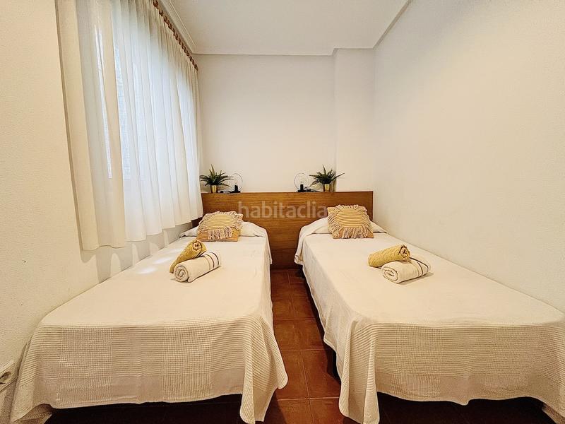 Foto fffcf7ad-c9de-4bd5-a286-b9544e15ba27. Piccolo appartamento con parcheggio in Pueblo Guardamar del Segura