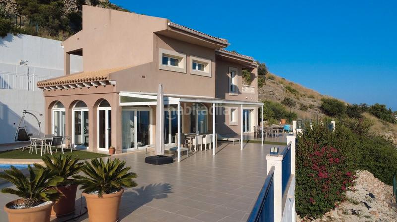 Foto 17d6974b-8d50-4d2f-a8f2-b2d9e885025c. Casa a Altea ciudad Altea