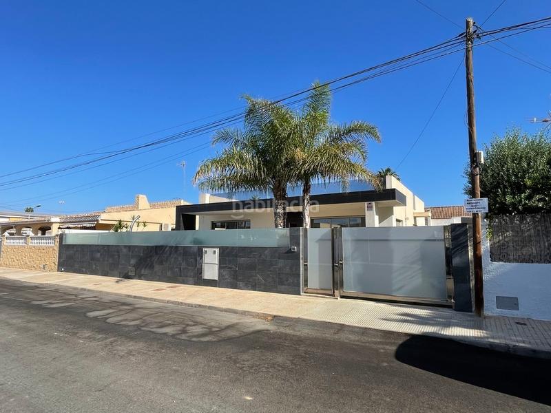 Foto 2ece1f74-67a0-4ccd-aae9-efda5a95deb3. House with pool in Islas Menores-Mar de Cristal Cartagena